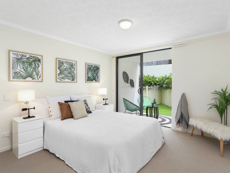 19/4 Park Avenue, Burleigh Heads QLD 4220