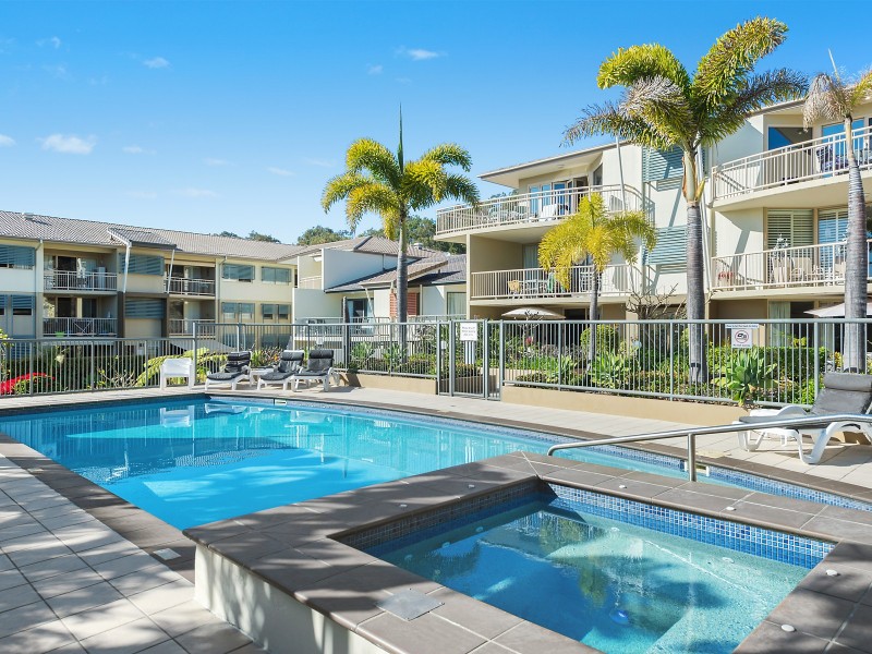 19/4 Park Avenue, Burleigh Heads QLD 4220