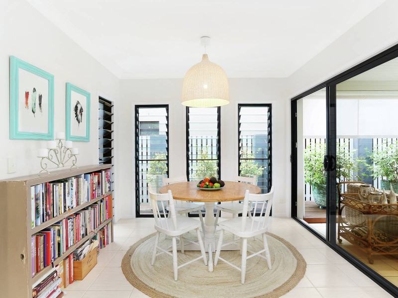 2/11 Tahiti Avenue, Palm Beach QLD 4221