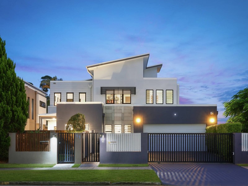 2/11 Tahiti Avenue, Palm Beach QLD 4221