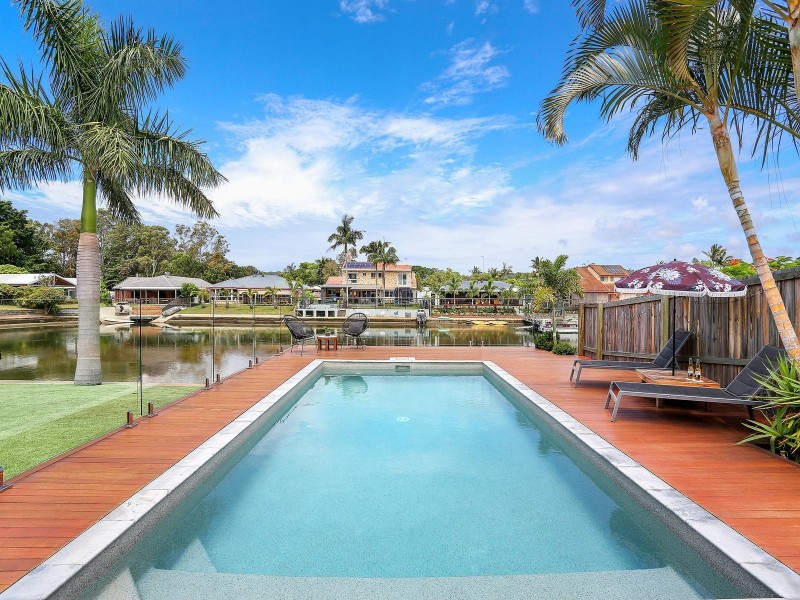 6 Allchin Court, Currumbin Waters QLD 4223