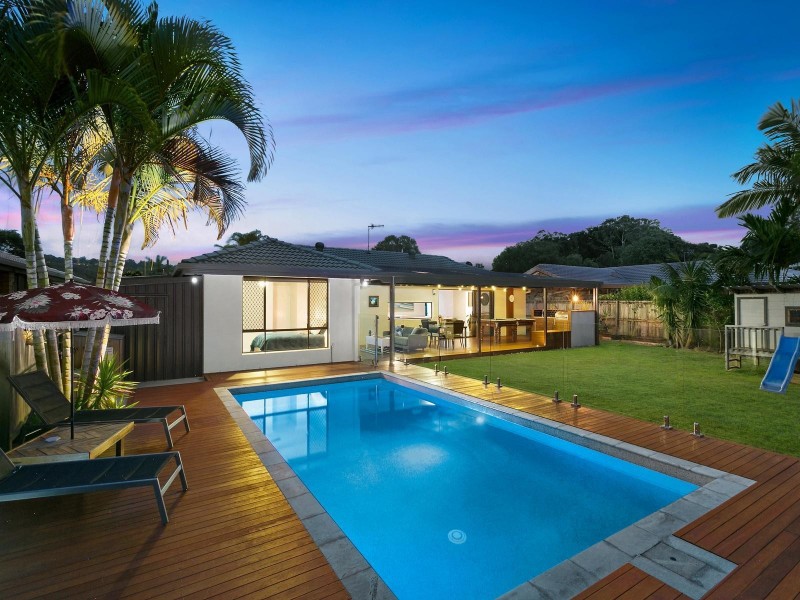 6 Allchin Court, Currumbin Waters QLD 4223