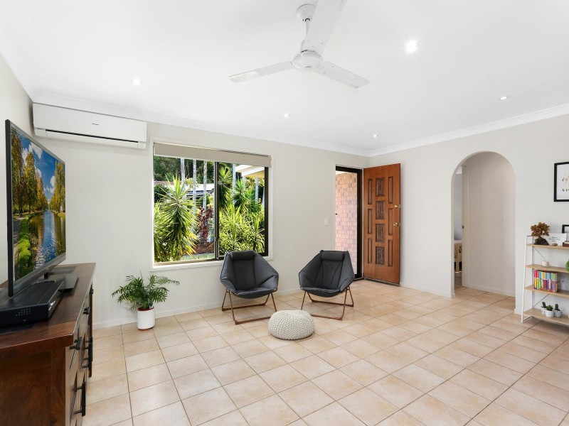 3 Bronhill Street, Currumbin Waters QLD 4223
