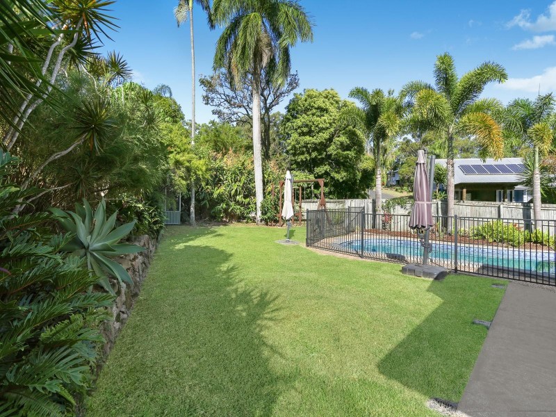 3 Bronhill Street, Currumbin Waters QLD 4223