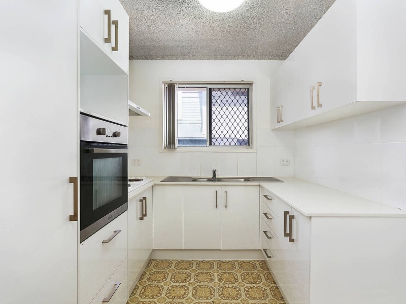 2/16 Thirteenth Avenue, Palm Beach QLD 4221