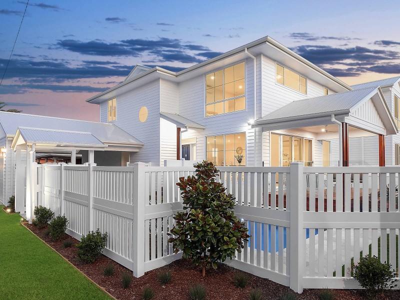 60 Fifteenth Avenue, Palm Beach QLD 4221