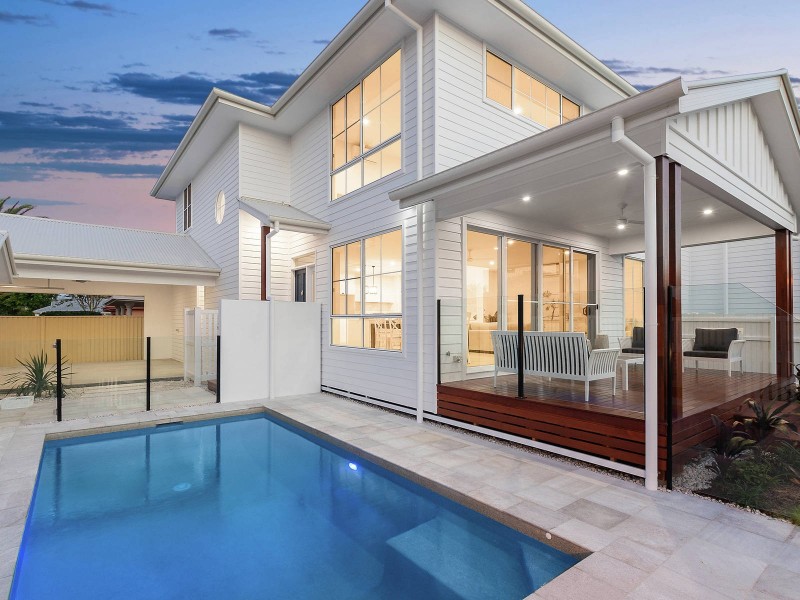 60 Fifteenth Avenue, Palm Beach QLD 4221