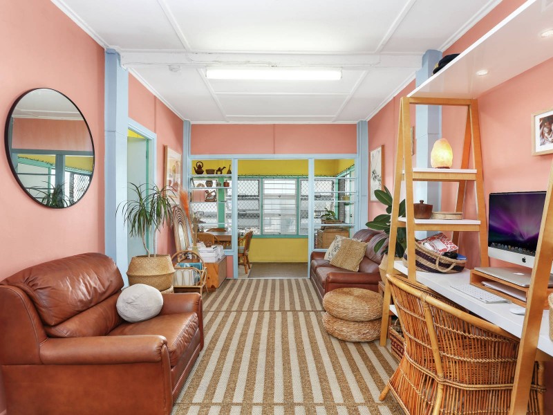 162 Jefferson Lane (aka 1151 Gold coast Hwy), Palm Beach QLD 4221