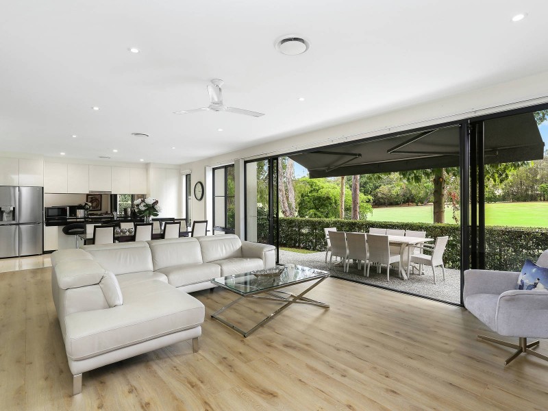 892 Medinah Avenue, Robina QLD 4226