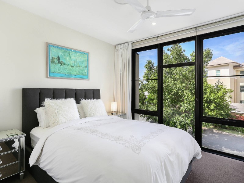 892 Medinah Avenue, Robina QLD 4226