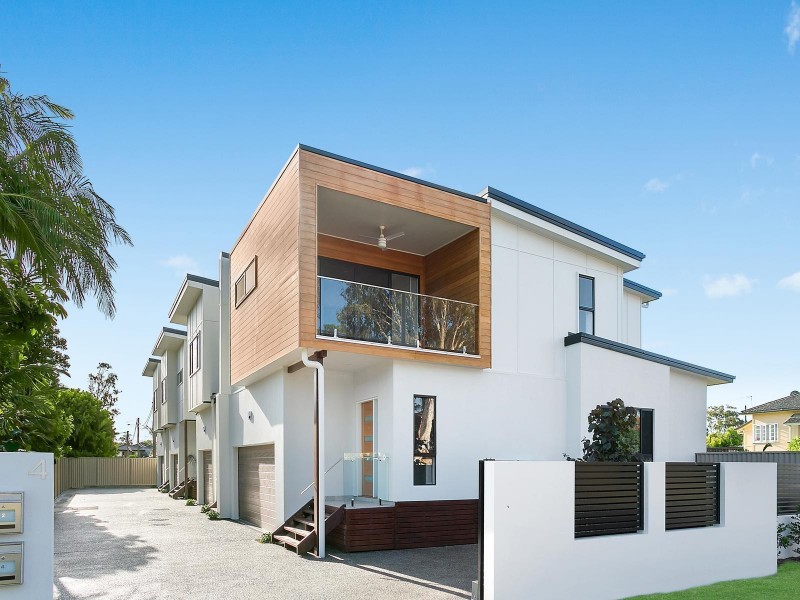 4 Meyer Street, Southport QLD 4215