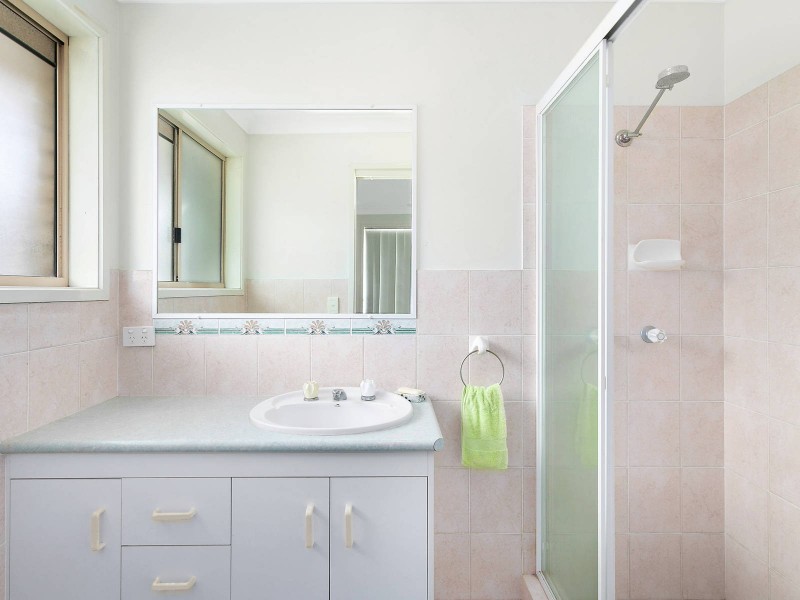 1/51 Tallebudgera Drive, Palm Beach QLD 4221