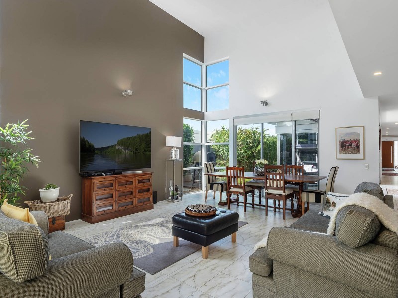 837 Legend Trail, Robina QLD 4226