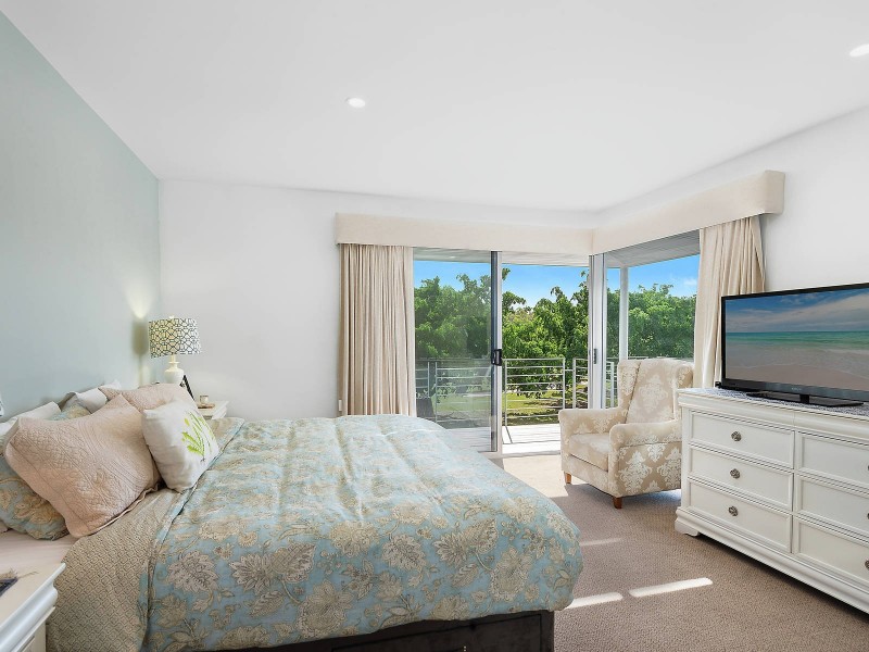 837 Legend Trail, Robina QLD 4226