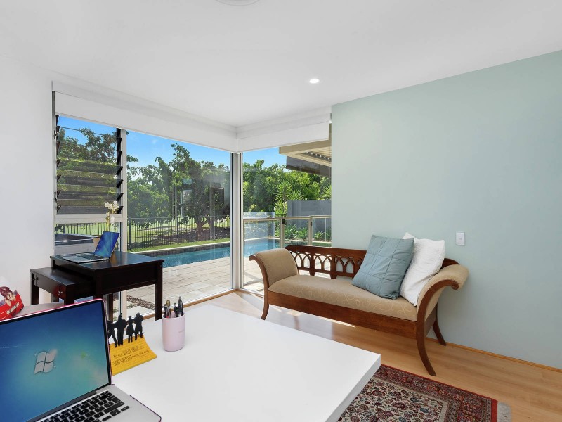 837 Legend Trail, Robina QLD 4226