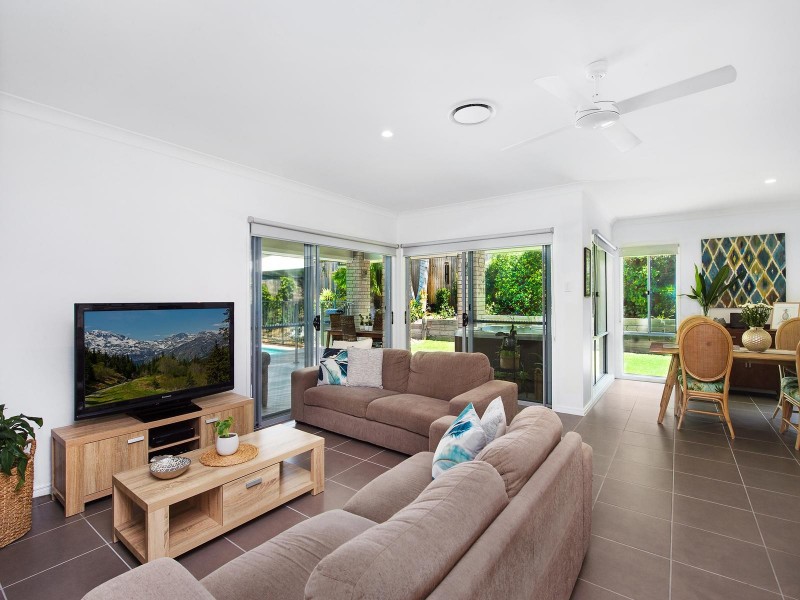 14 Staatz Court, Tallebudgera QLD 4228