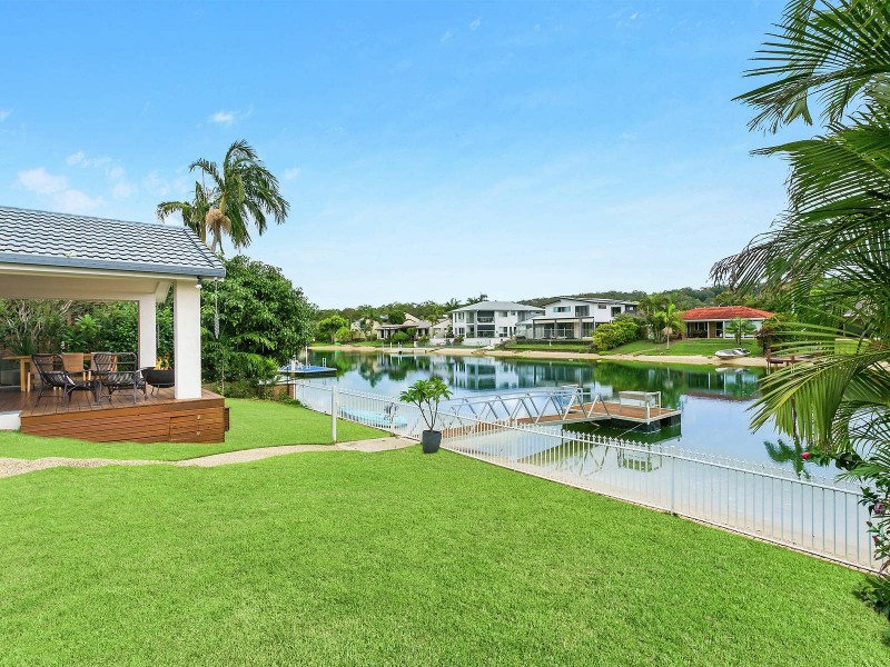 3 Mackerel Court, Palm Beach QLD 4221