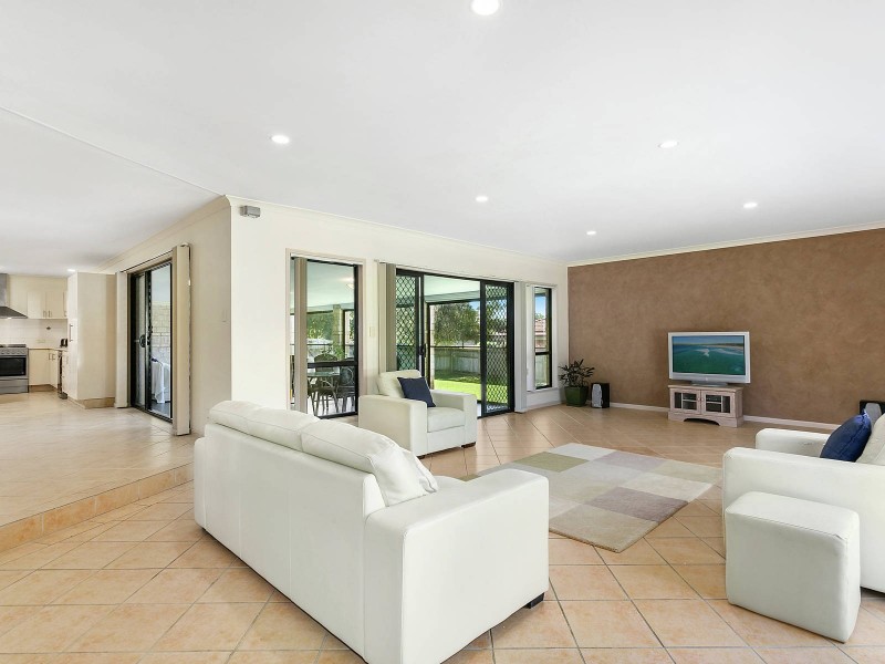 10 Staatz Court, Tallebudgera QLD 4228