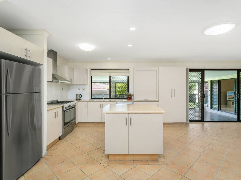 10 Staatz Court, Tallebudgera QLD 4228