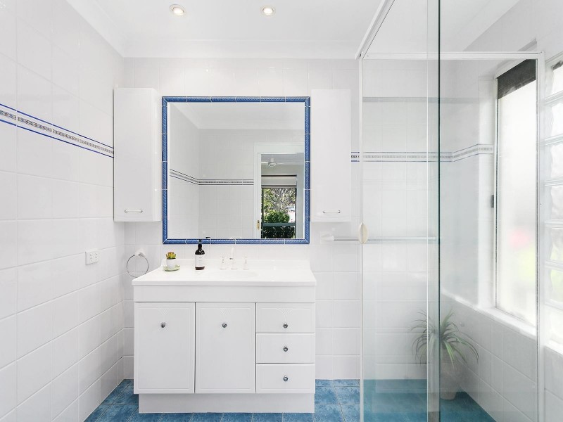 266 Nineteenth Avenue, Elanora QLD 4221