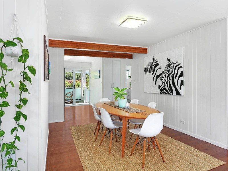 18 Tahiti Avenue, Palm Beach QLD 4221