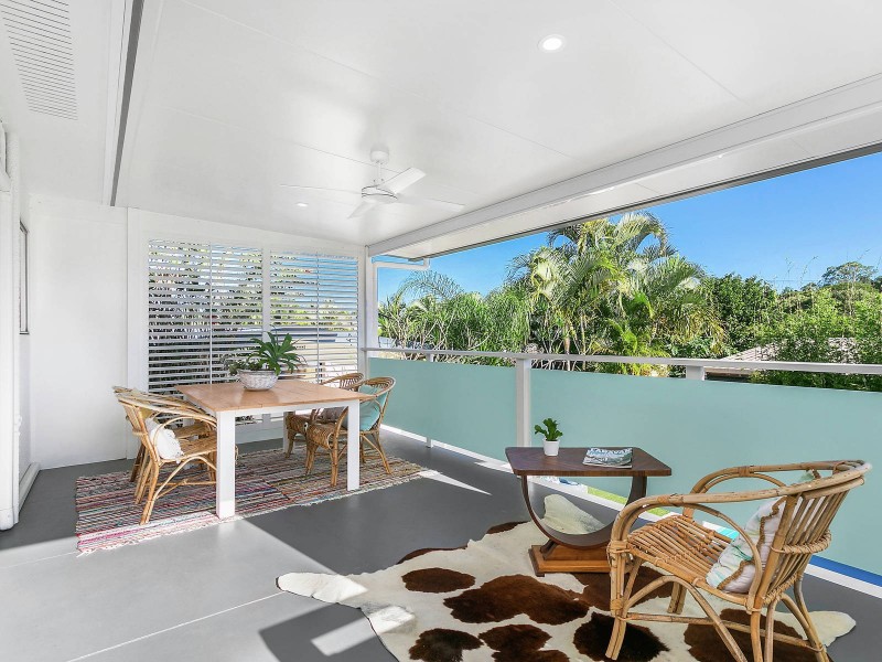 18 Tahiti Avenue, Palm Beach QLD 4221