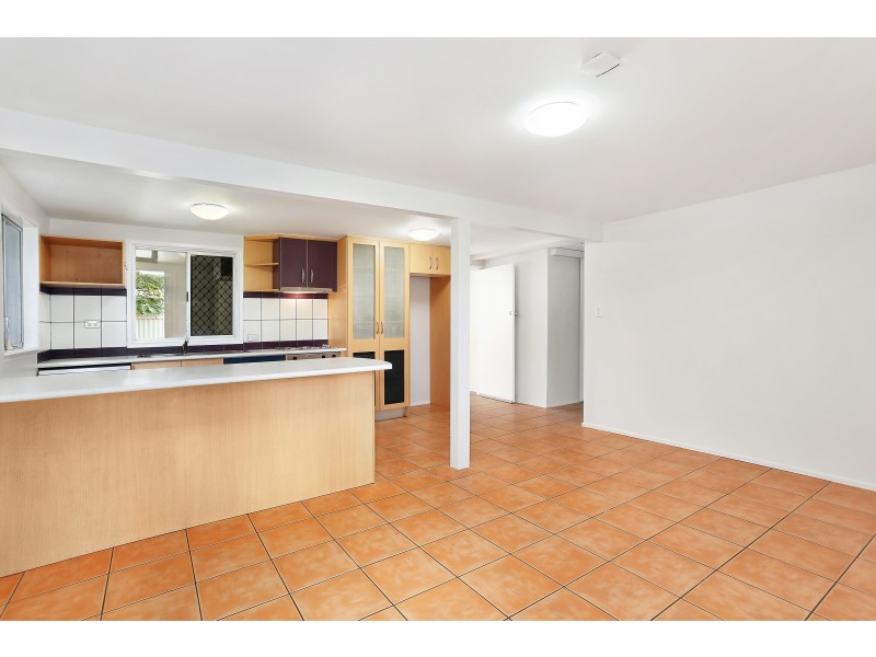 18 Tahiti Avenue, Palm Beach QLD 4221