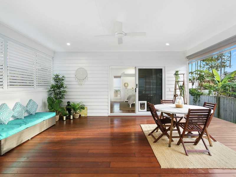 31 Station Street, Currumbin Waters QLD 4223