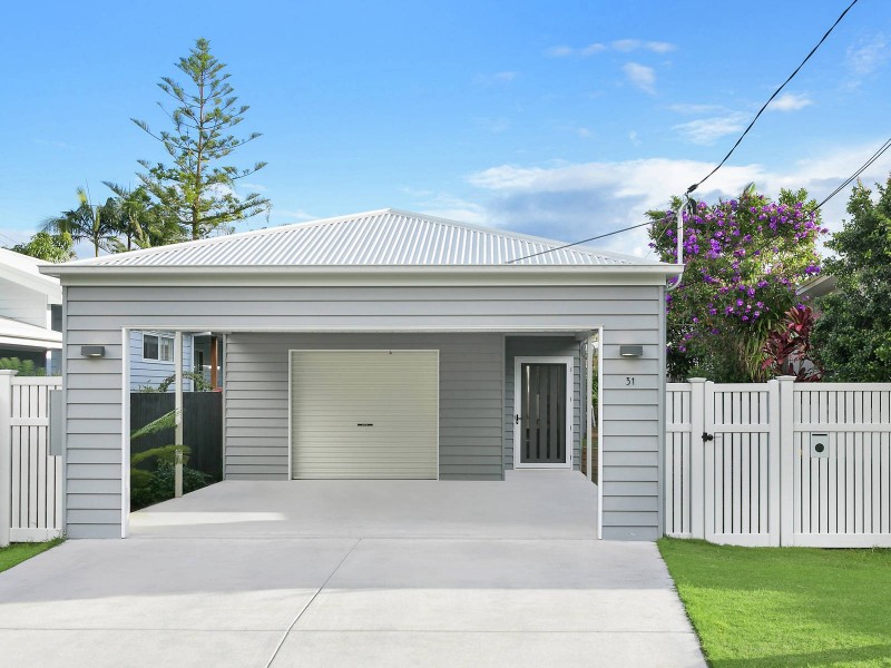 31 Station Street, Currumbin Waters QLD 4223