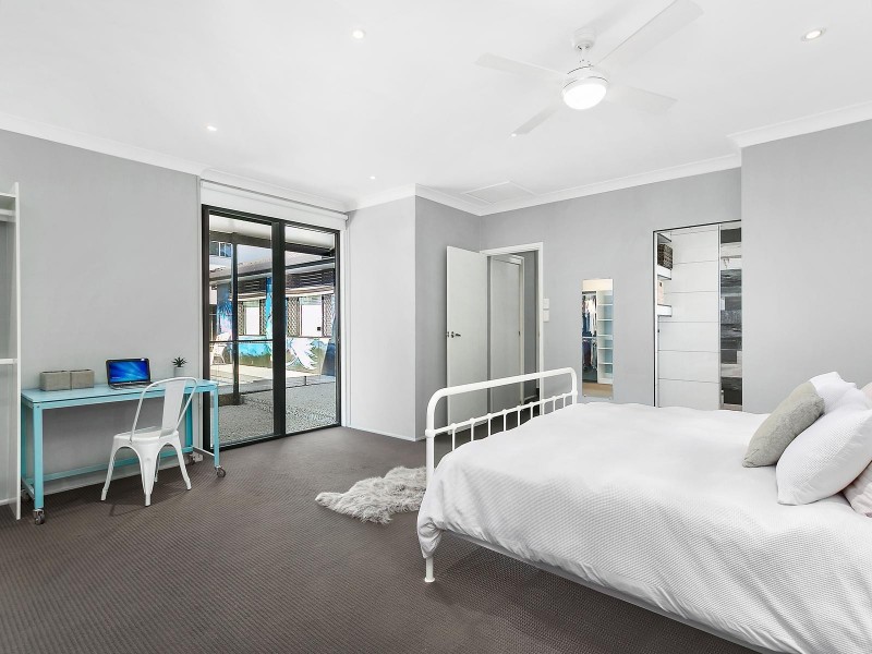 16 Satinwood Place, Palm Beach QLD 4221