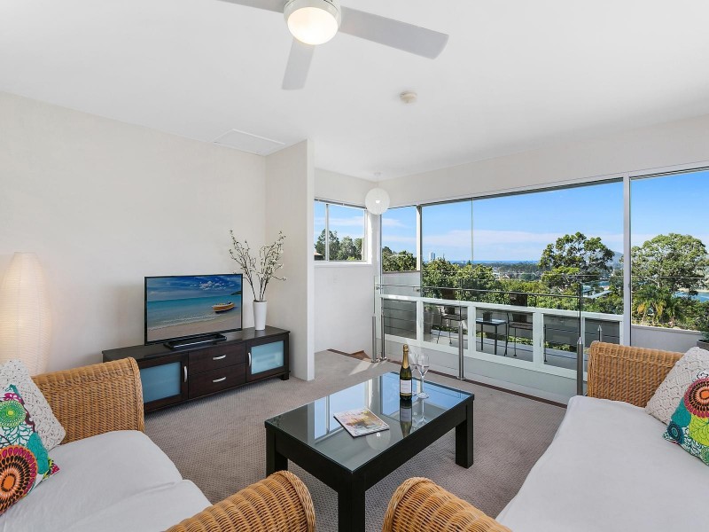 24 Bronzewing Close, Elanora QLD 4221