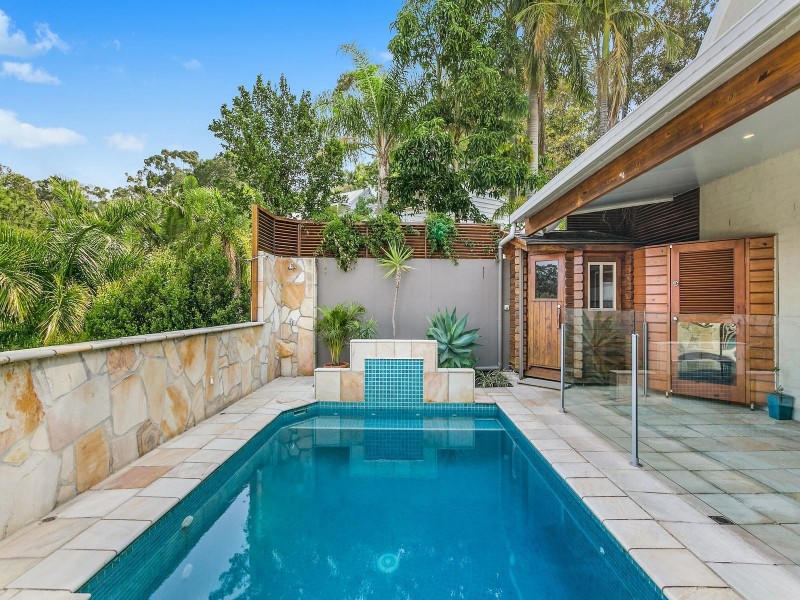 24 Bronzewing Close, Elanora QLD 4221