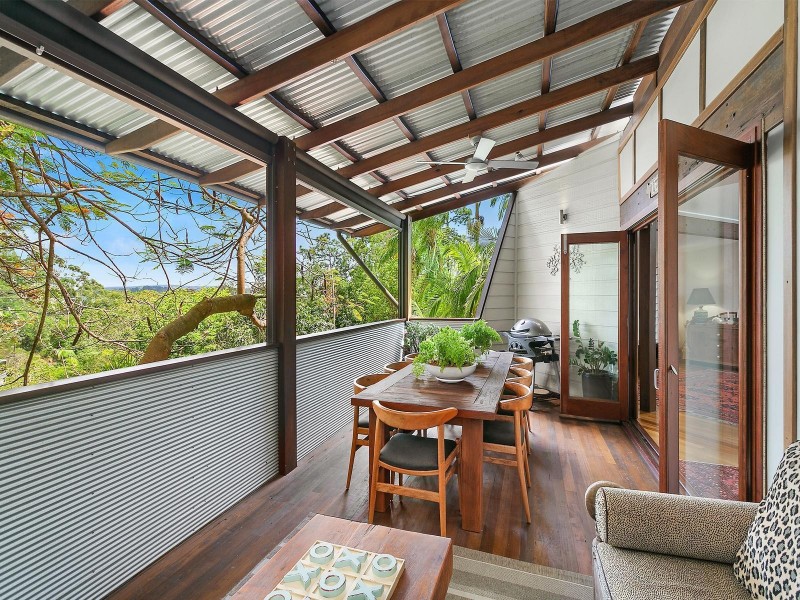 98 Avocado Street, Elanora QLD 4221