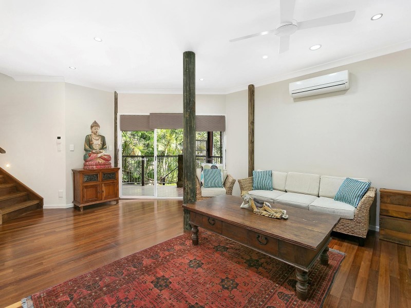 98 Avocado Street, Elanora QLD 4221