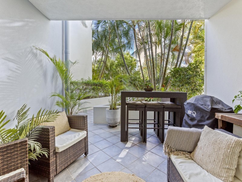6/6 Fifth Avenue, Burleigh Heads QLD 4220