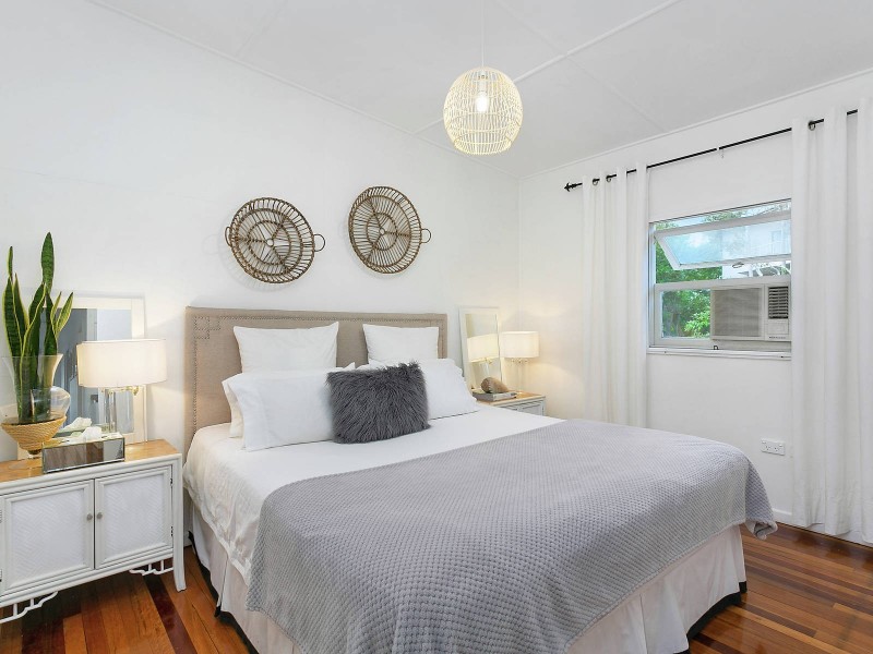 108 Dolphin Avenue, Mermaid Beach QLD 4218