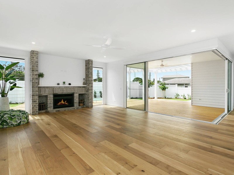 34 Stephens Street, Burleigh Heads QLD 4220