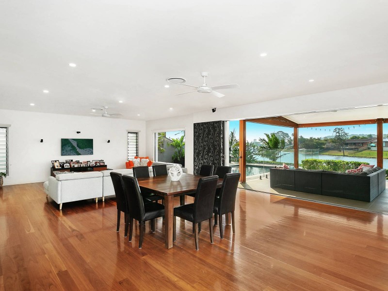 20 Spoonbill Court, Burleigh Waters QLD 4220