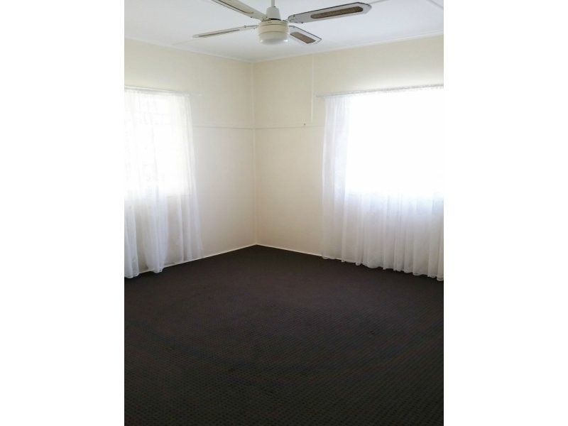 10 Dalglish Street, Maryborough QLD 4650