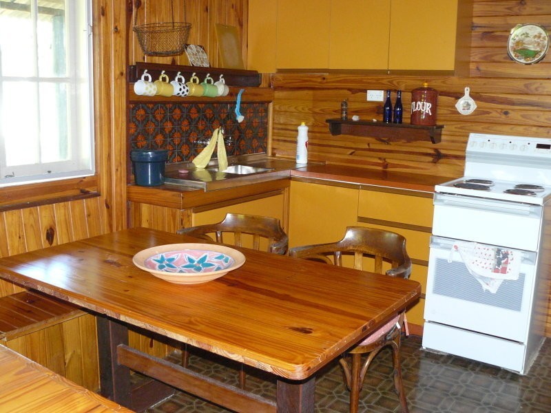 105 Nangarin Road, Oakhurst QLD 4650