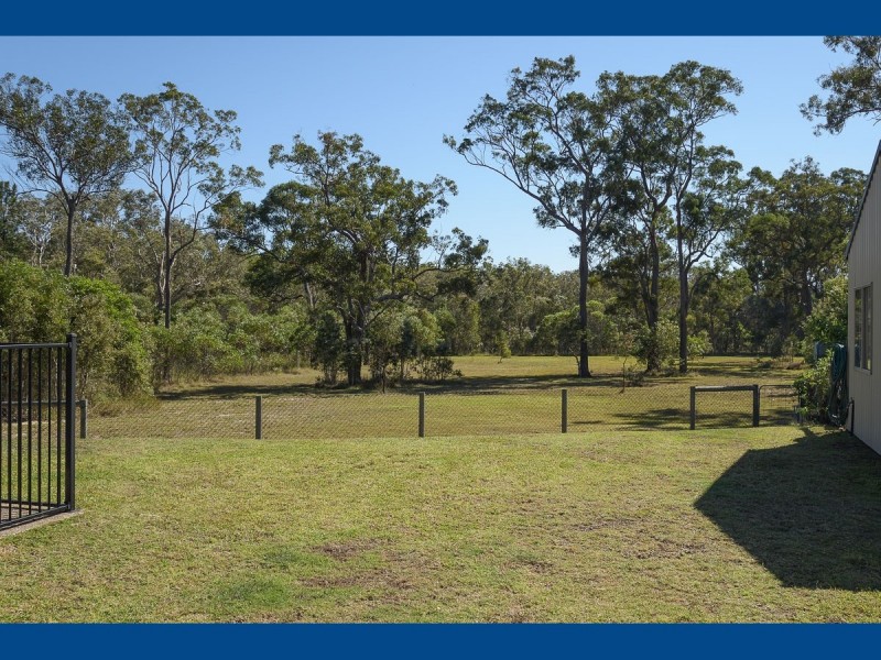 27 Dunmall Drive, Oakhurst QLD 4650