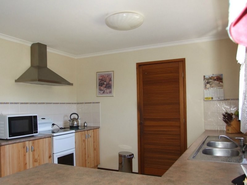 12 Victory Street, Maryborough QLD 4650