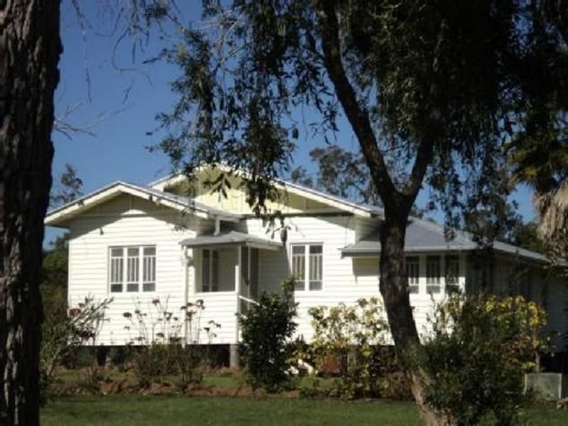 933 River Road, Ferney QLD 4650