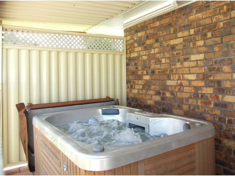 8 Tulipwood Drive, Tinana QLD 4650