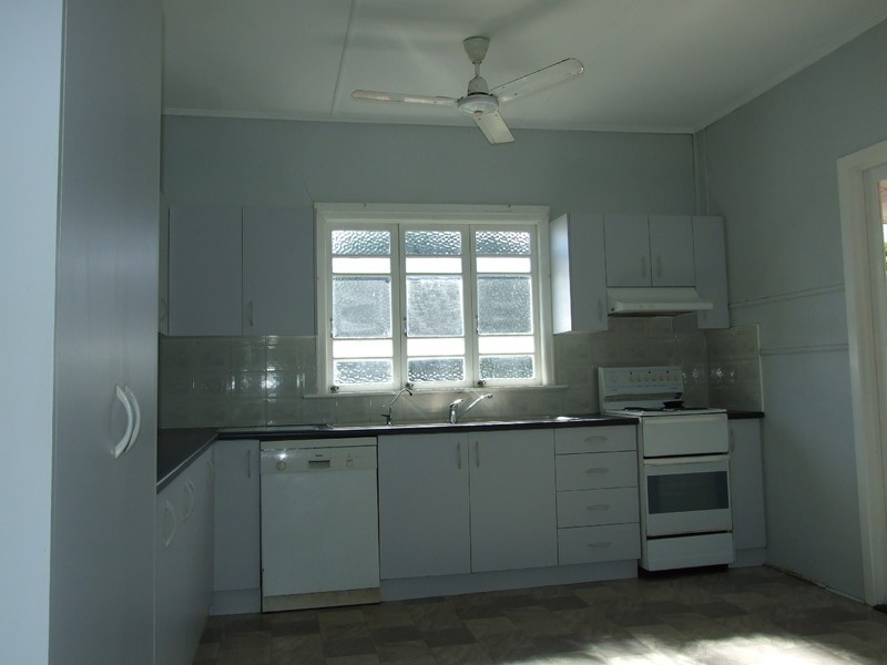 183 Ferry Street, Maryborough QLD 4650