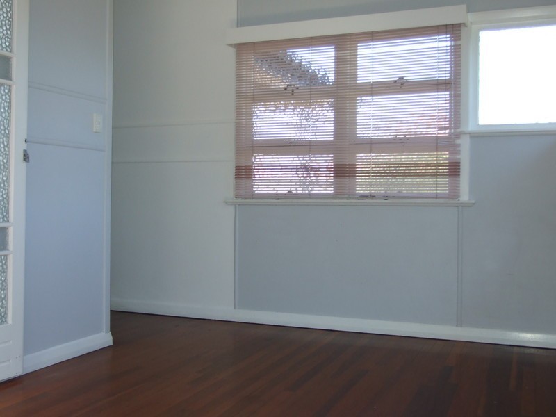 183 Ferry Street, Maryborough QLD 4650
