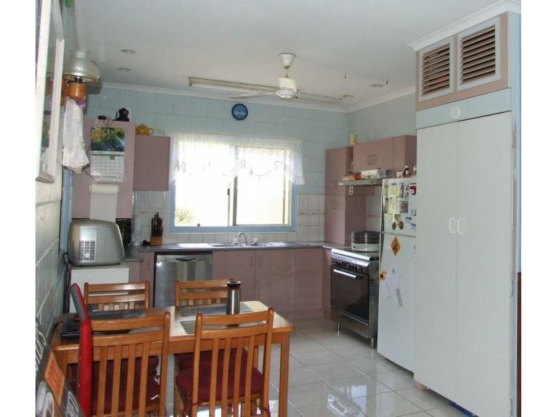 60 Nangarin Road, Oakhurst QLD 4650