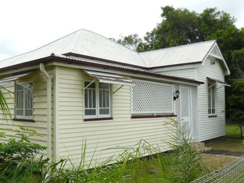 56 Richmond Street, Maryborough QLD 4650