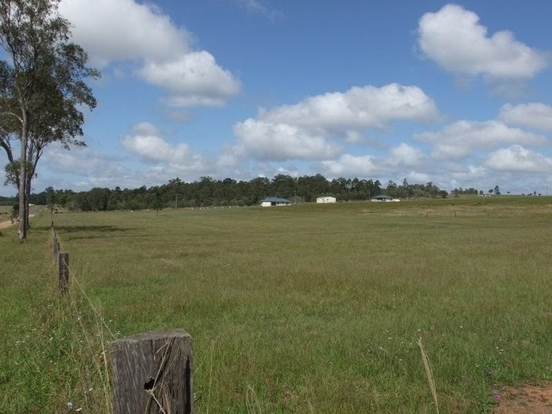 6 Jones Road East, Mungar QLD 4650