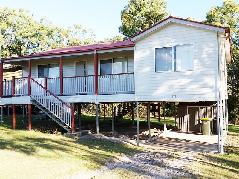 5 River Street, Tiaro QLD 4650